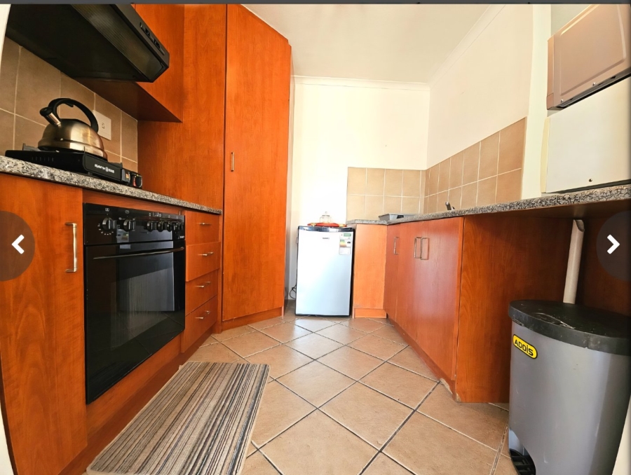 To Let 2 Bedroom Property for Rent in Gordons Bay Central Western Cape